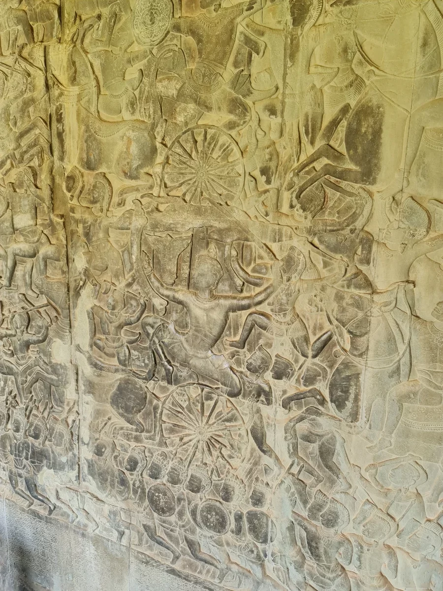 Настенные барельефы. Ангкор Ват